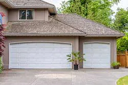 Security Garage Doors Maywood, IL 708-632-5157 - about-side